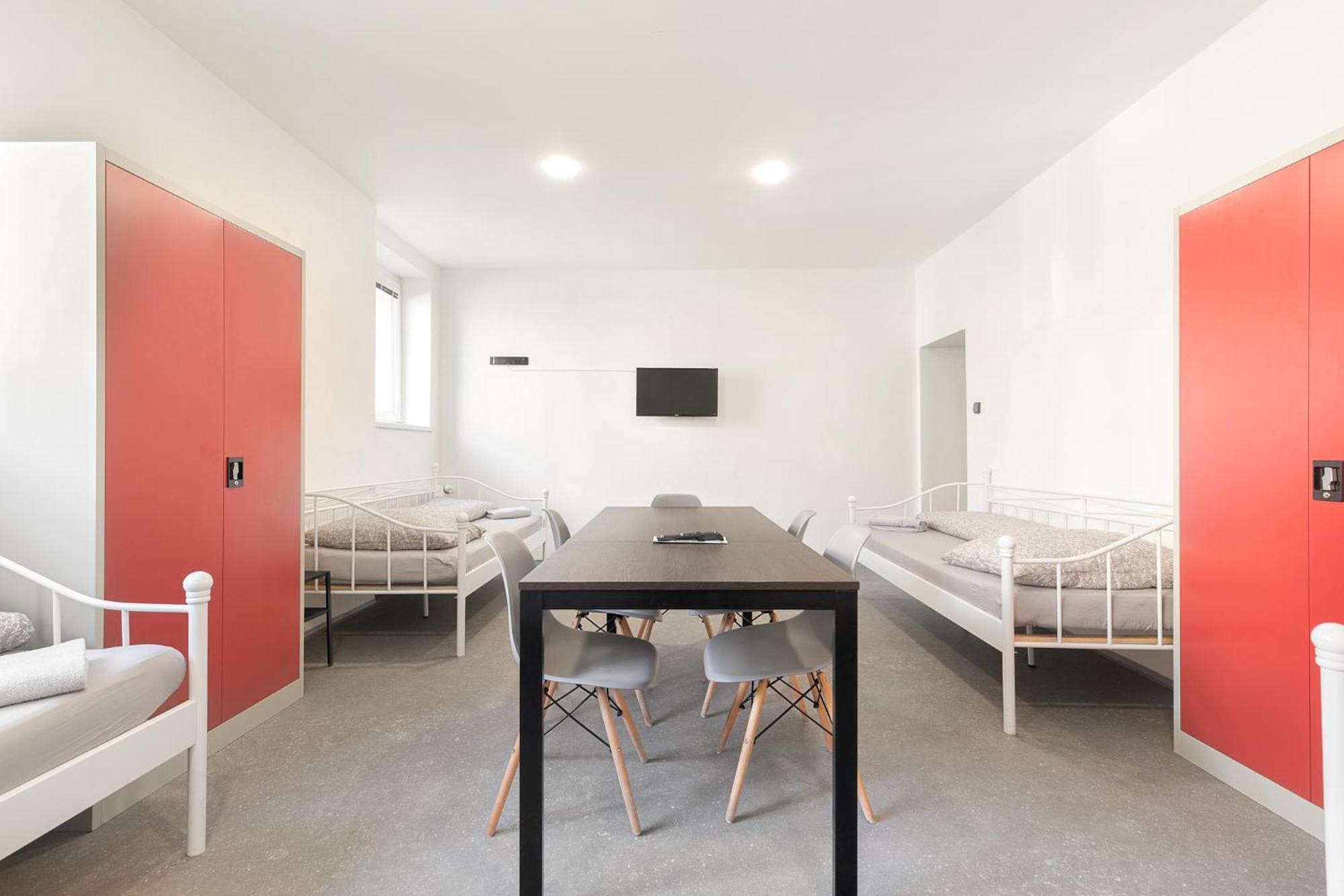 אוסטרבה Hostel Na Salamoune מראה חיצוני תמונה