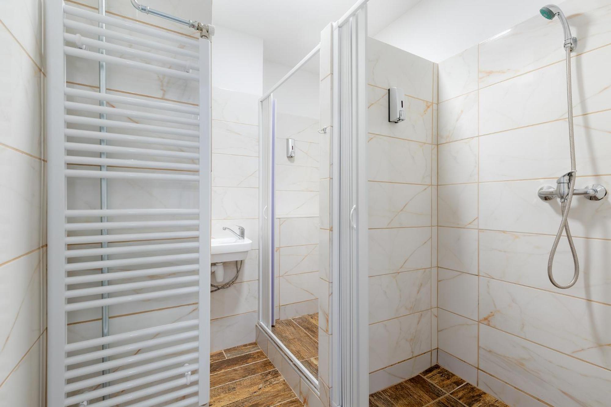 אוסטרבה Hostel Na Salamoune מראה חיצוני תמונה