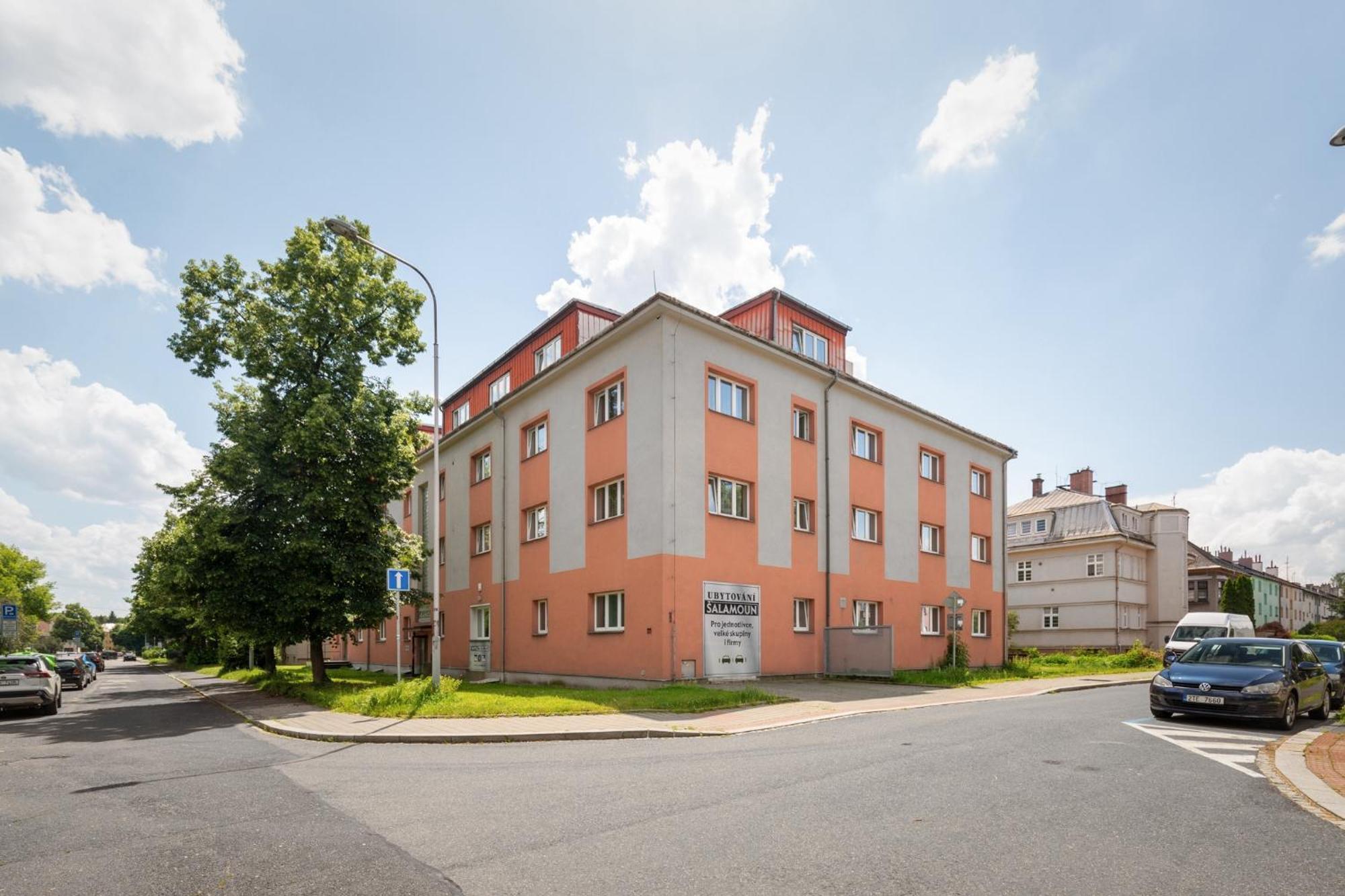 אוסטרבה Hostel Na Salamoune מראה חיצוני תמונה